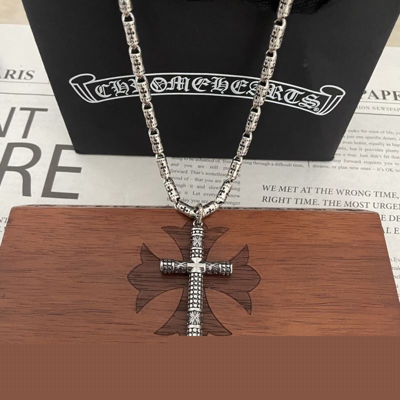 Ch**me He**ts necklaces